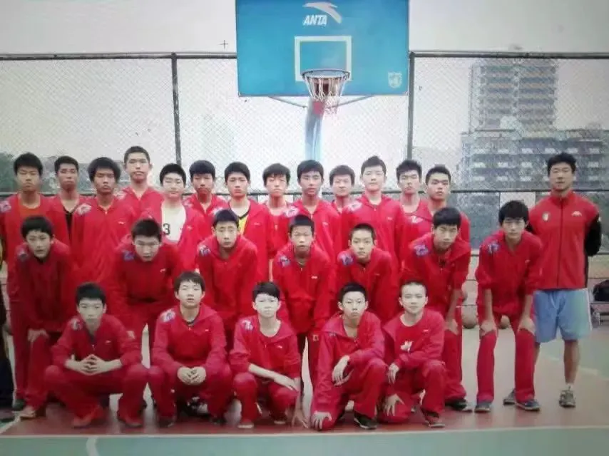 为什么篮球训练的价值对青少年发展如此重要?_2